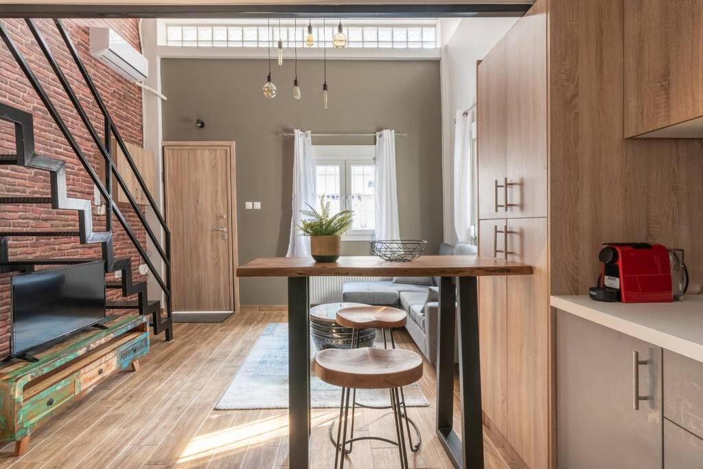 Industrial Loft Near Seaside W 200Mbps Apartman Szaloniki Kültér fotó