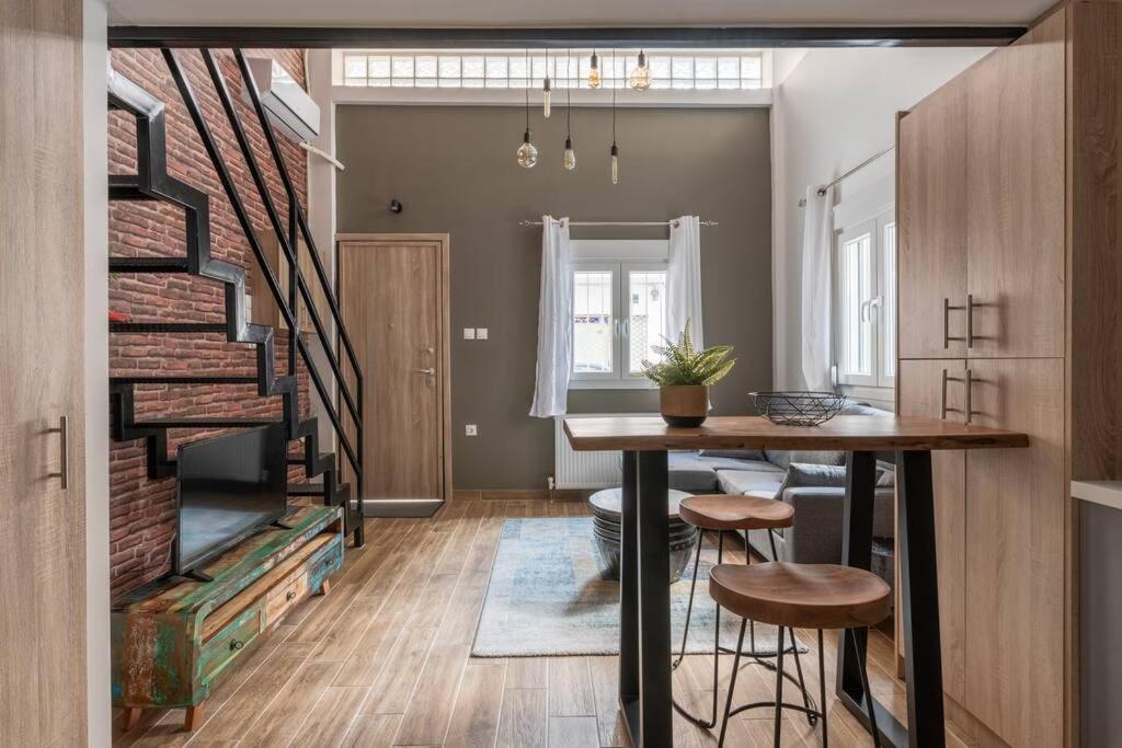 Industrial Loft Near Seaside W 200Mbps Apartman Szaloniki Kültér fotó