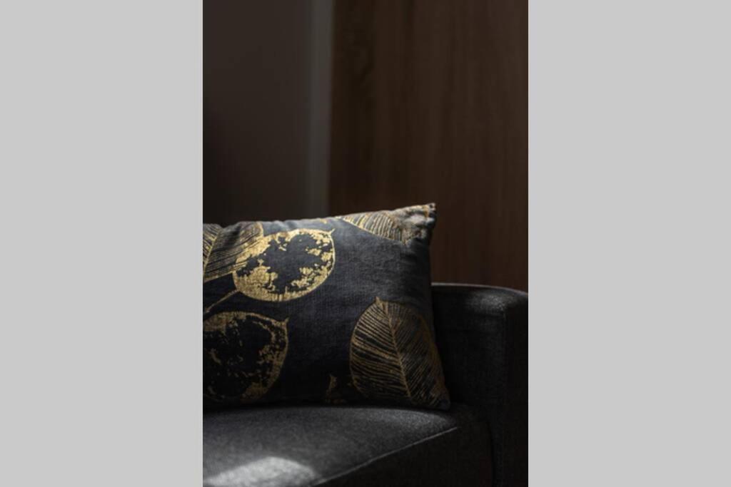 Industrial Loft Near Seaside W 200Mbps Apartman Szaloniki Kültér fotó