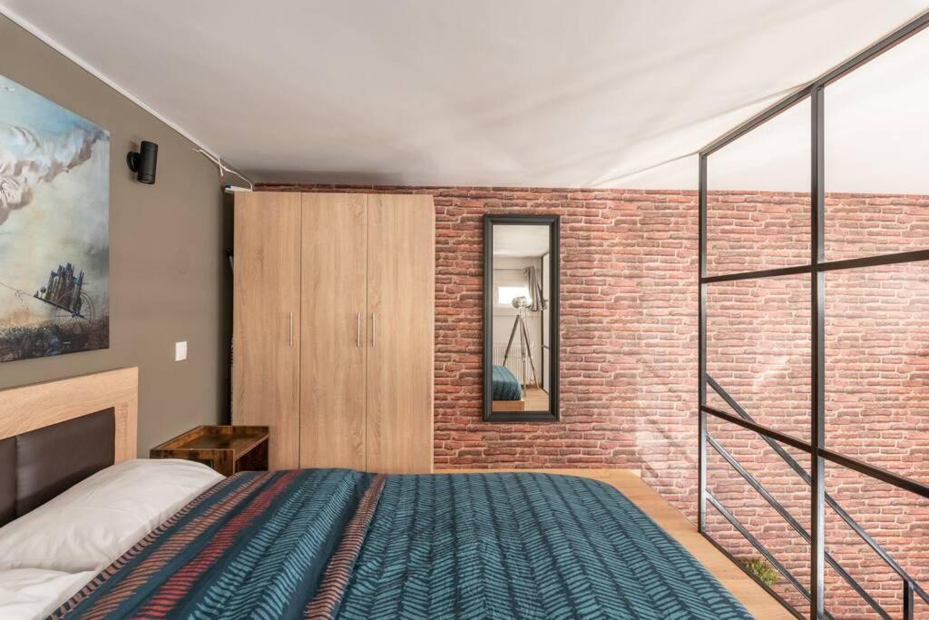 Industrial Loft Near Seaside W 200Mbps Apartman Szaloniki Kültér fotó